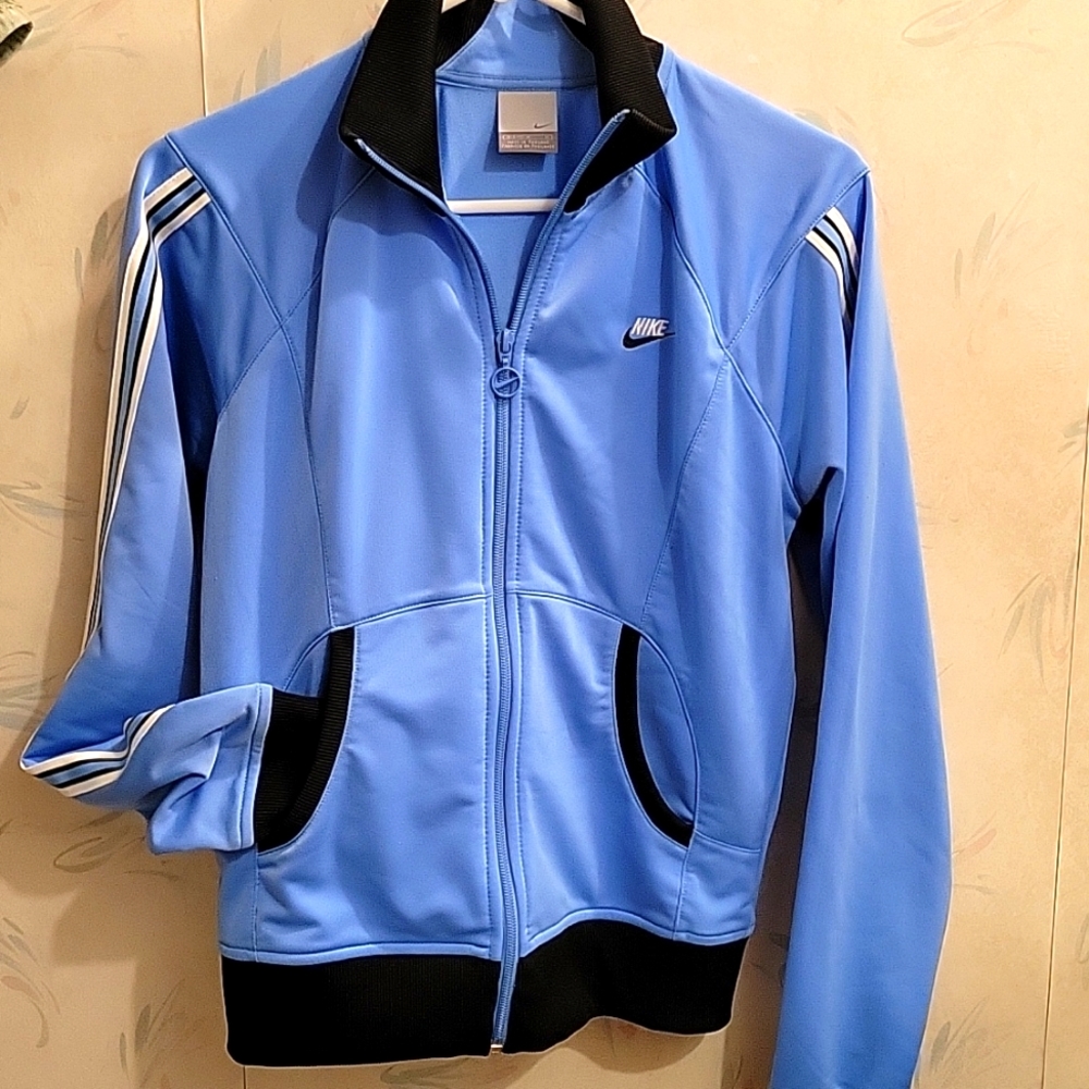 Like New Medium Nike Jacket